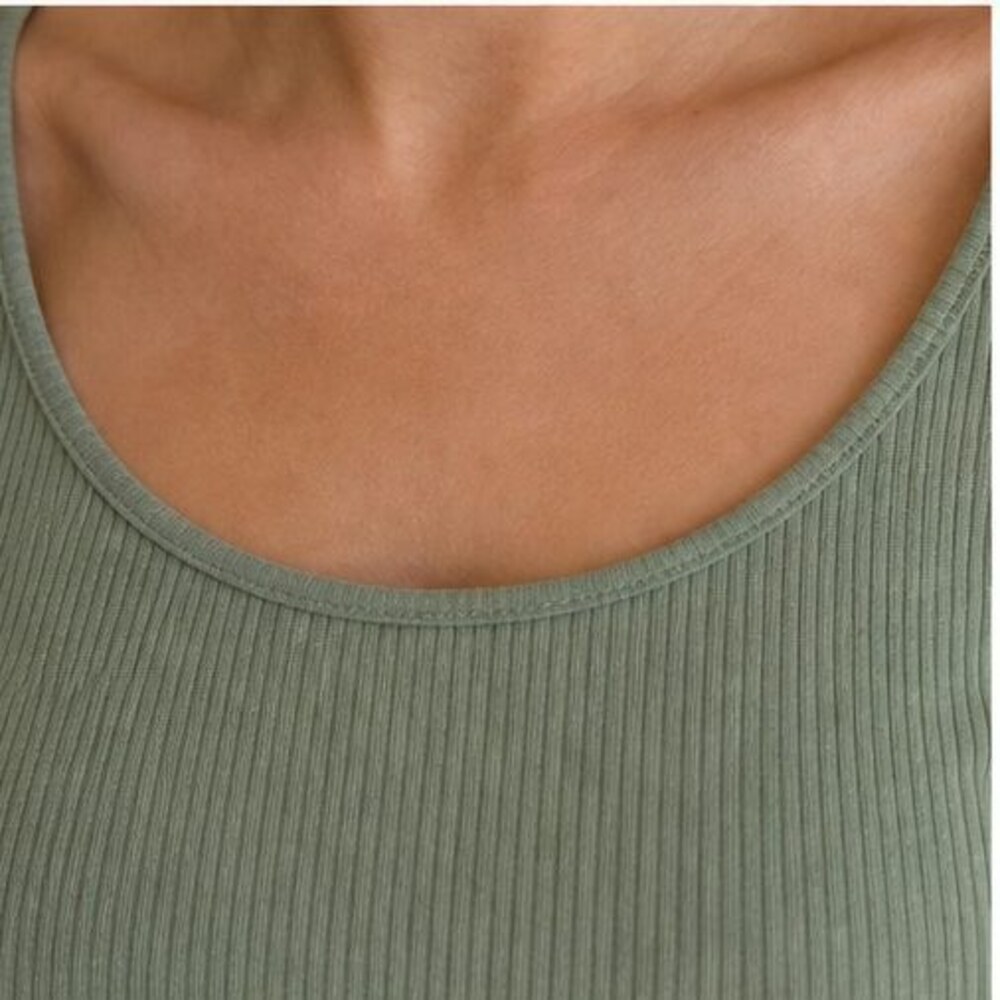 Ivory V Neck Top - Picture 4 of 6